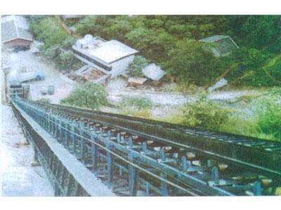 DJ型大傾角擋邊帶式輸送機(jī)